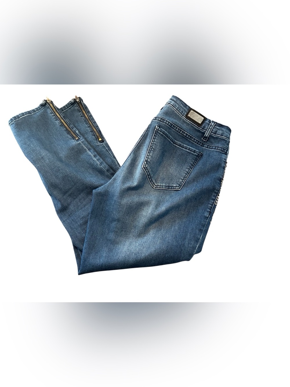 Women's Earl Jeans - Picture 11 of 14